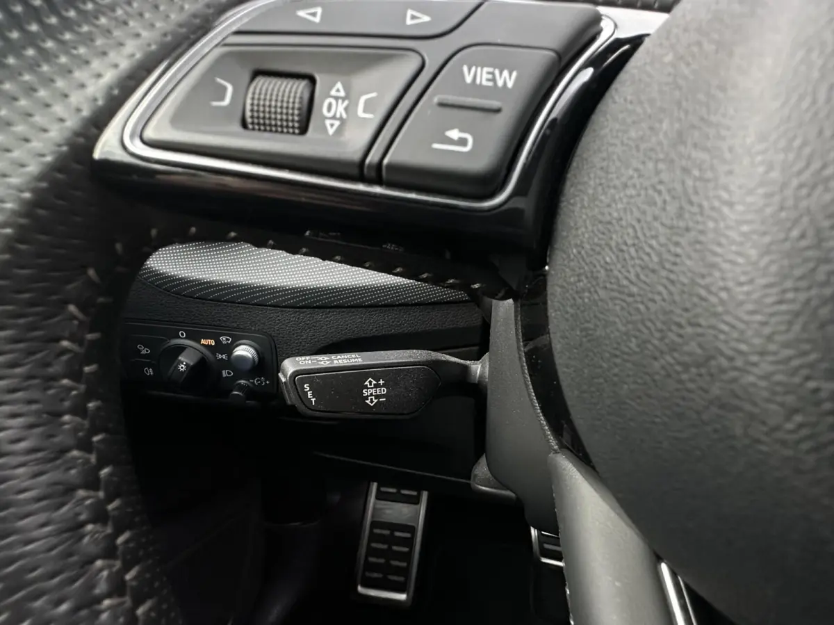 1.4 TFSI CoD Launch Edition, PANORAMADAK, LEDER, VIRTUAL COCKPIT, B&O AUDIO, CARBON, TREKHAAK AFNEEMBAAR, STOELVERWARMING