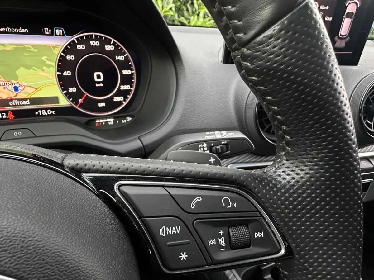 1.4 TFSI CoD Launch Edition, PANORAMADAK, LEDER, VIRTUAL COCKPIT, B&O AUDIO, CARBON, TREKHAAK AFNEEMBAAR, STOELVERWARMING
