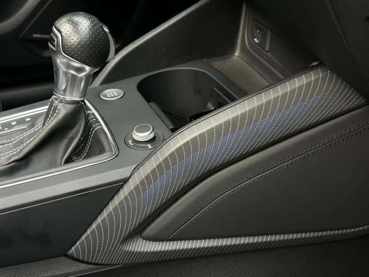 1.4 TFSI CoD Launch Edition, PANORAMADAK, LEDER, VIRTUAL COCKPIT, B&O AUDIO, CARBON, TREKHAAK AFNEEMBAAR, STOELVERWARMING