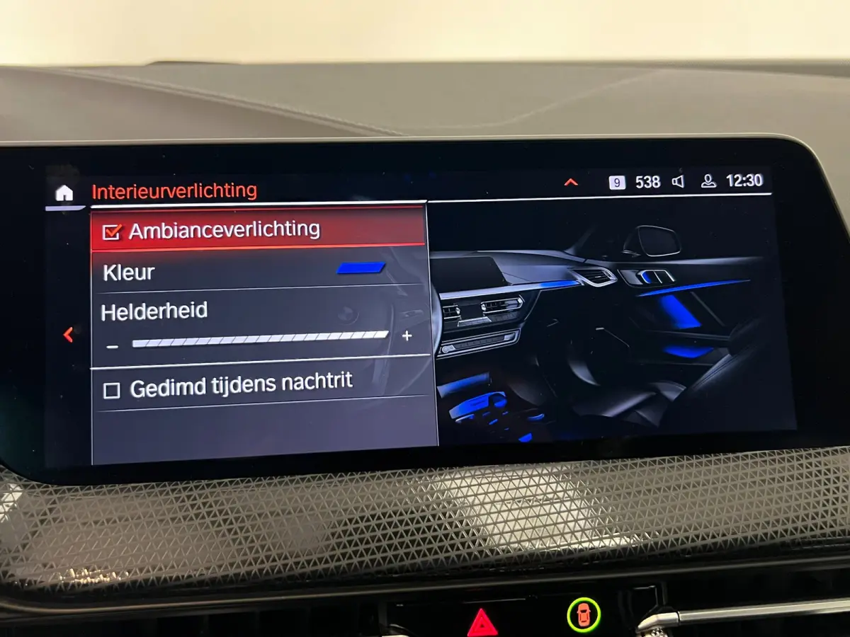 118i Executive Edition / NL-auto / BTW / CarPlay