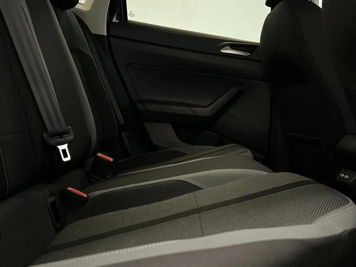1.0 TSI Highline / R-Line / BTW / Stoelverwarming