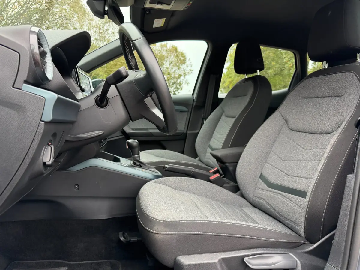 1.0 TSI Xperience Business Connect Automaat, CarPlay, Clima, Sfeerverlichting