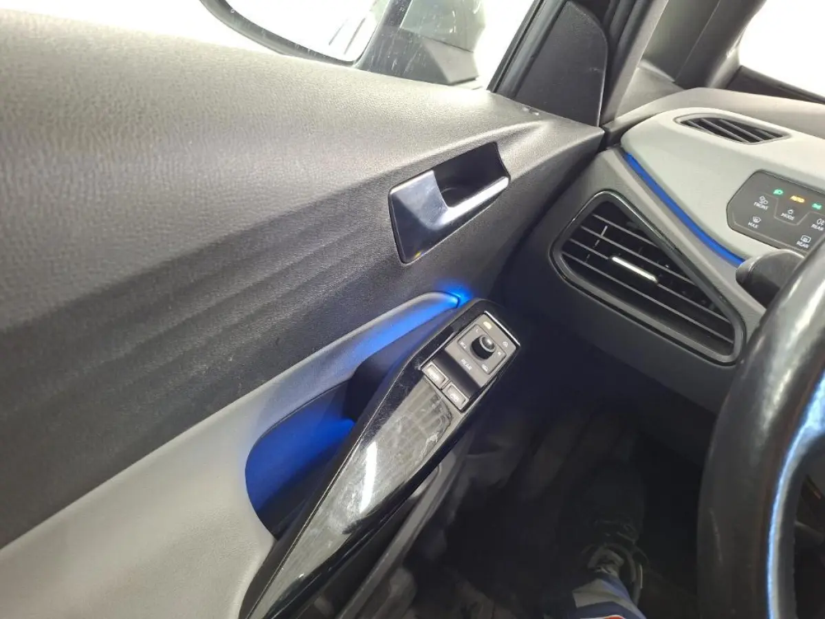 First Plus 58 kWh|Soh 92%|Sfeer|Cam|Stoel Verw|Led|Carplay