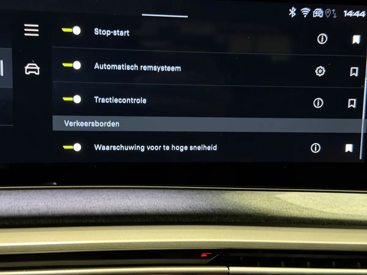 1.2 Hybrid 145 Allure 7p|360|Keyless|ACC|Carplay|Front Assist