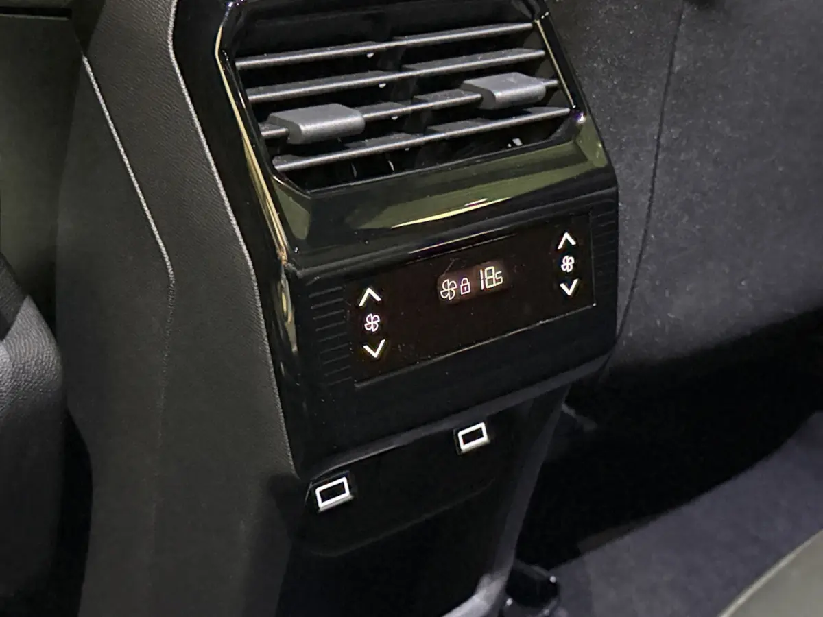 1.2 Hybrid 145 Allure 7p|360|Keyless|ACC|Carplay|Front Assist