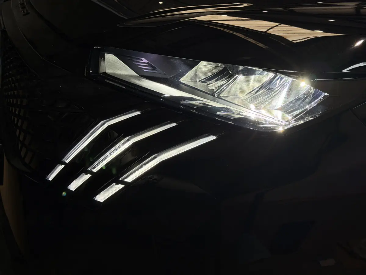 1.2 Hybrid 145 Allure 7p|360|Keyless|ACC|Carplay|Front Assist