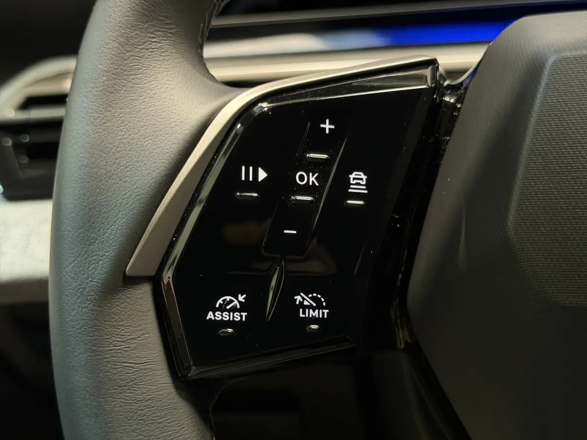 1.2 Hybrid 145 Allure 7p|360|Keyless|ACC|Carplay|Front Assist