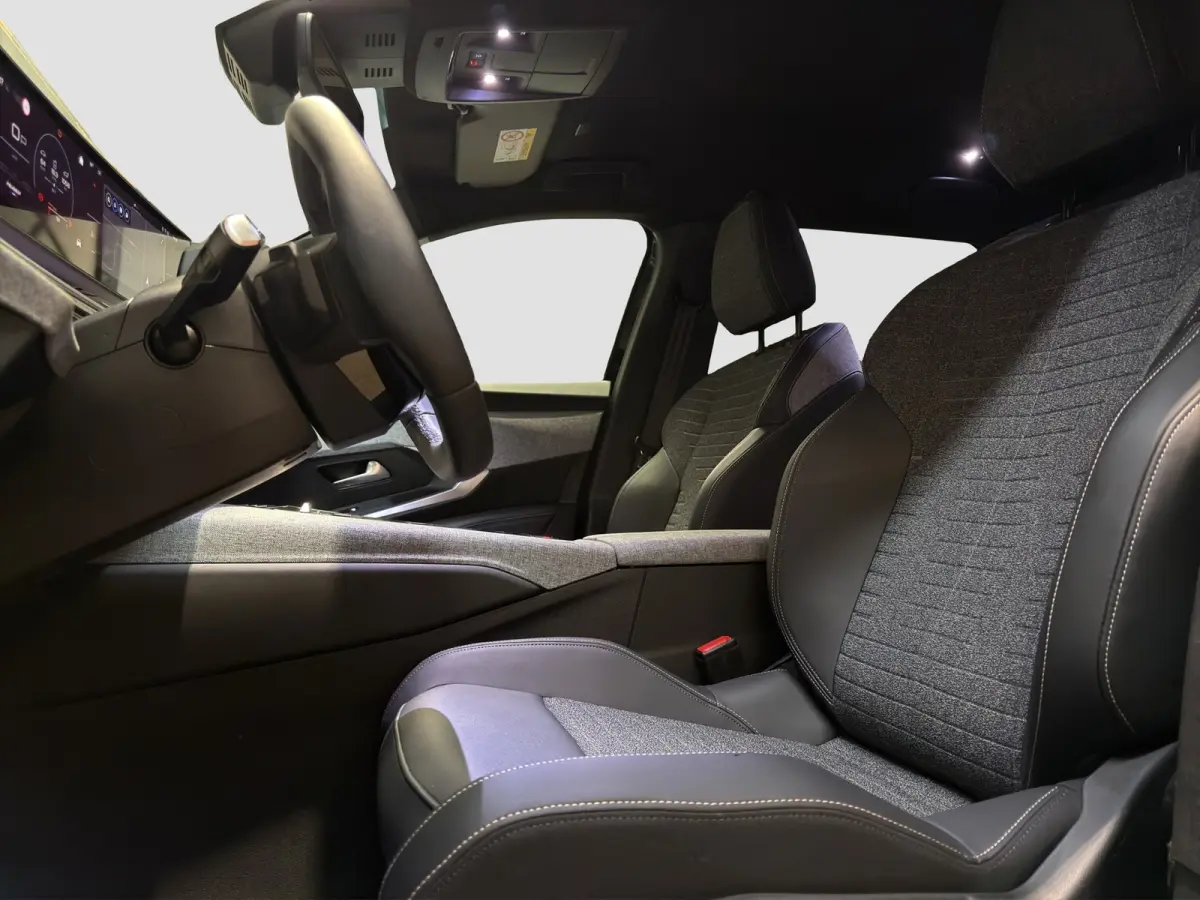 1.2 Hybrid 145 Allure 7p|360|Keyless|ACC|Carplay|Front Assist