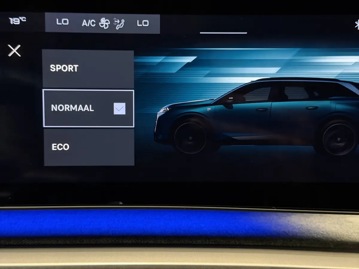 1.2 Hybrid 145 Allure 7p|360|Keyless|ACC|Carplay|Front Assist