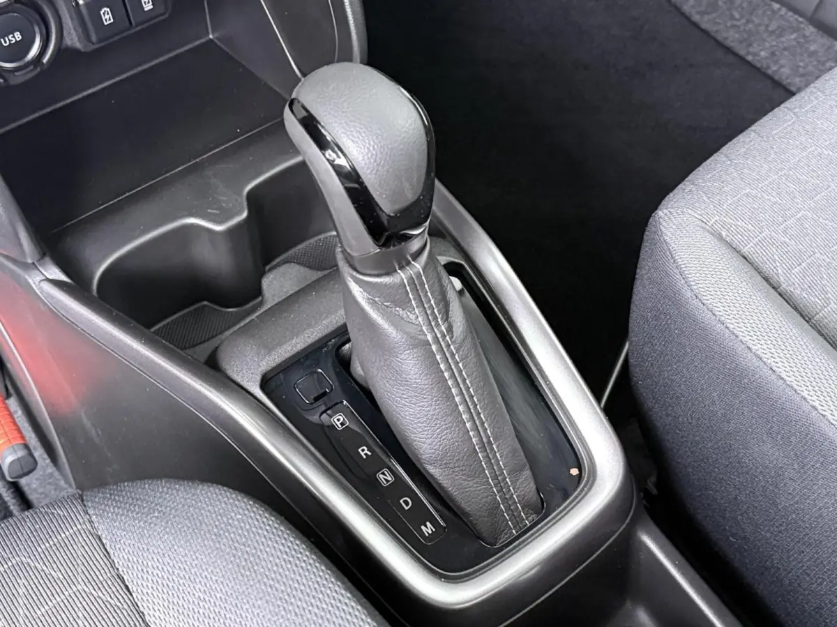 1.2 Style Smart Hybrid Automaat