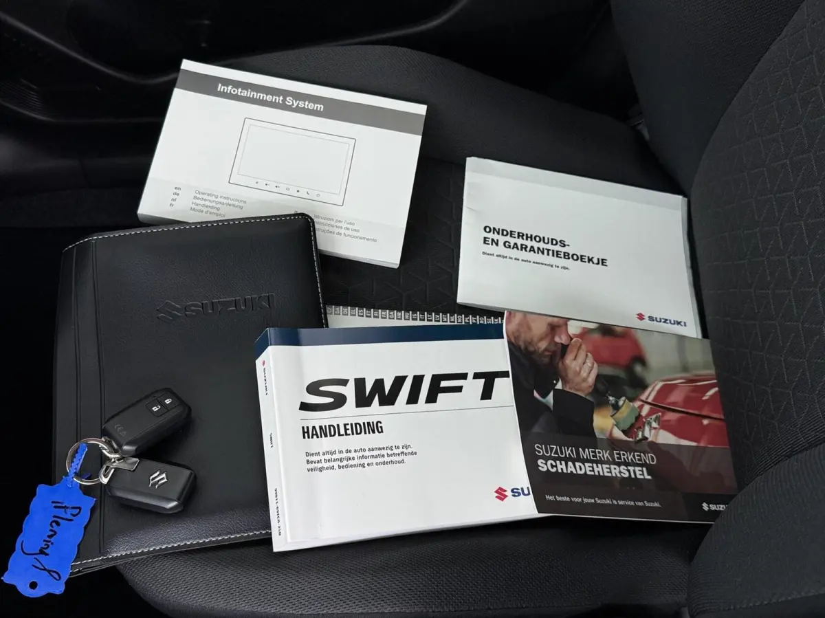 1.2 Style Smart Hybrid Automaat
