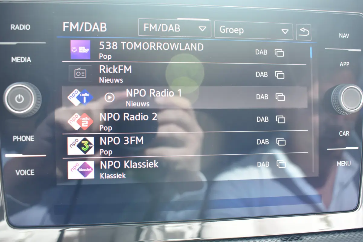 Life Edition | 'App-Connect' draadloze smartphone integratie | Achterlichten LED | Afstandscontrolesysteem (Front Assist)