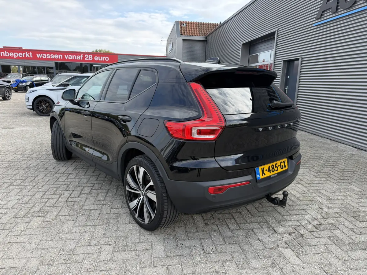 P8 AWD R-Design Panoramadak Trekhaak 20 inch Carplay Harman-Kardon Keyless Entry