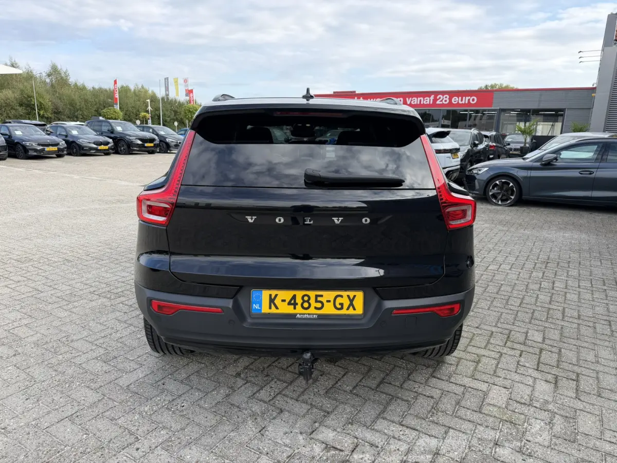 P8 AWD R-Design Panoramadak Trekhaak 20 inch Carplay Harman-Kardon Keyless Entry