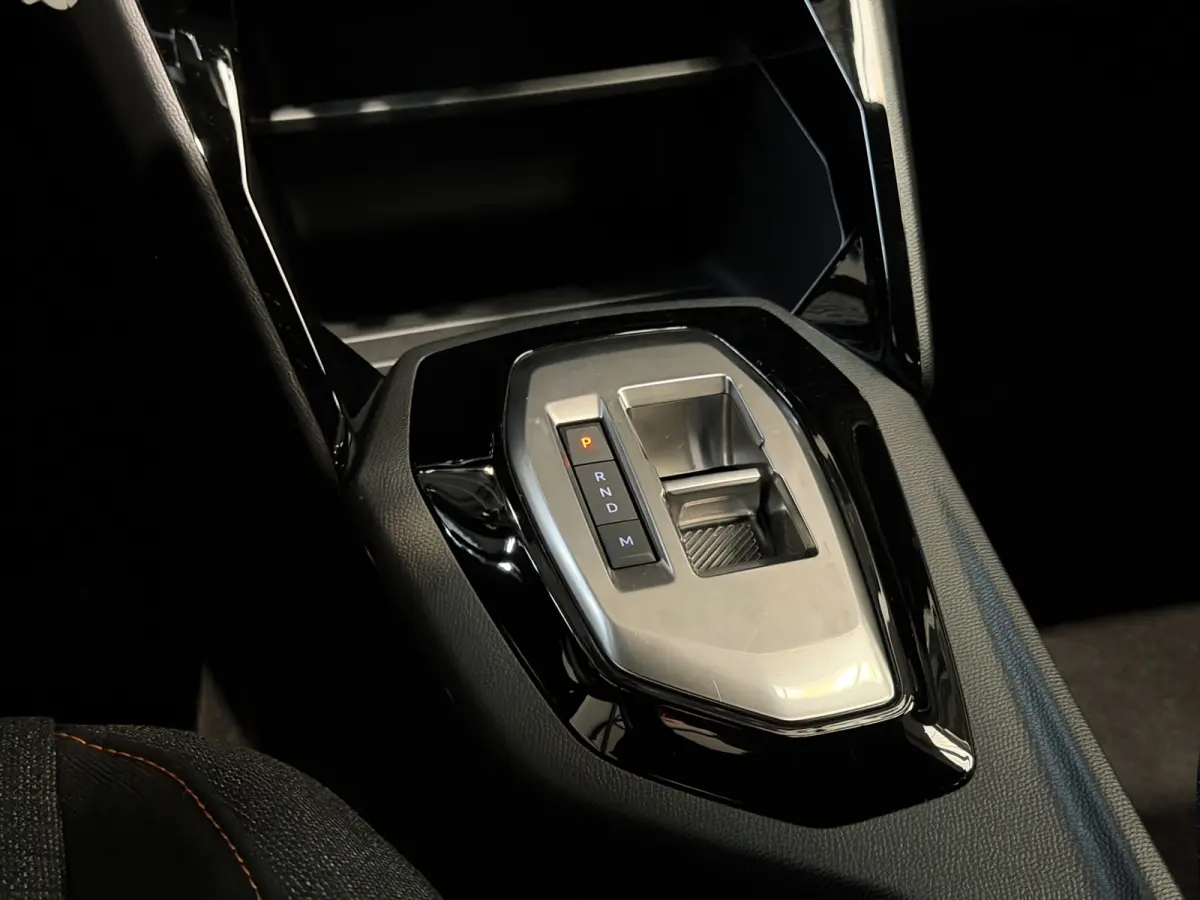 1.2 Hybrid 136 Style|Automaat|Cruise Control|Carplay|Climate Control