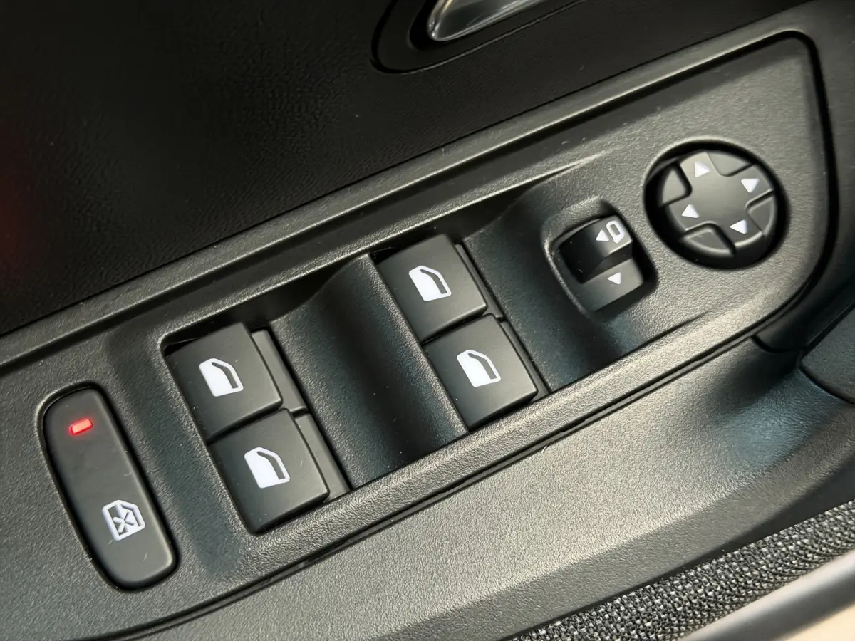 1.2 Hybrid 136 Style|Automaat|Cruise Control|Carplay|Climate Control