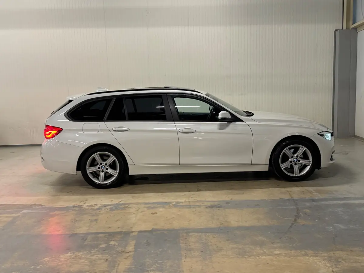 318i Luxury | SCHUIF/KANTEL | SHADOW LINE | XENON | STOELVERWAMING