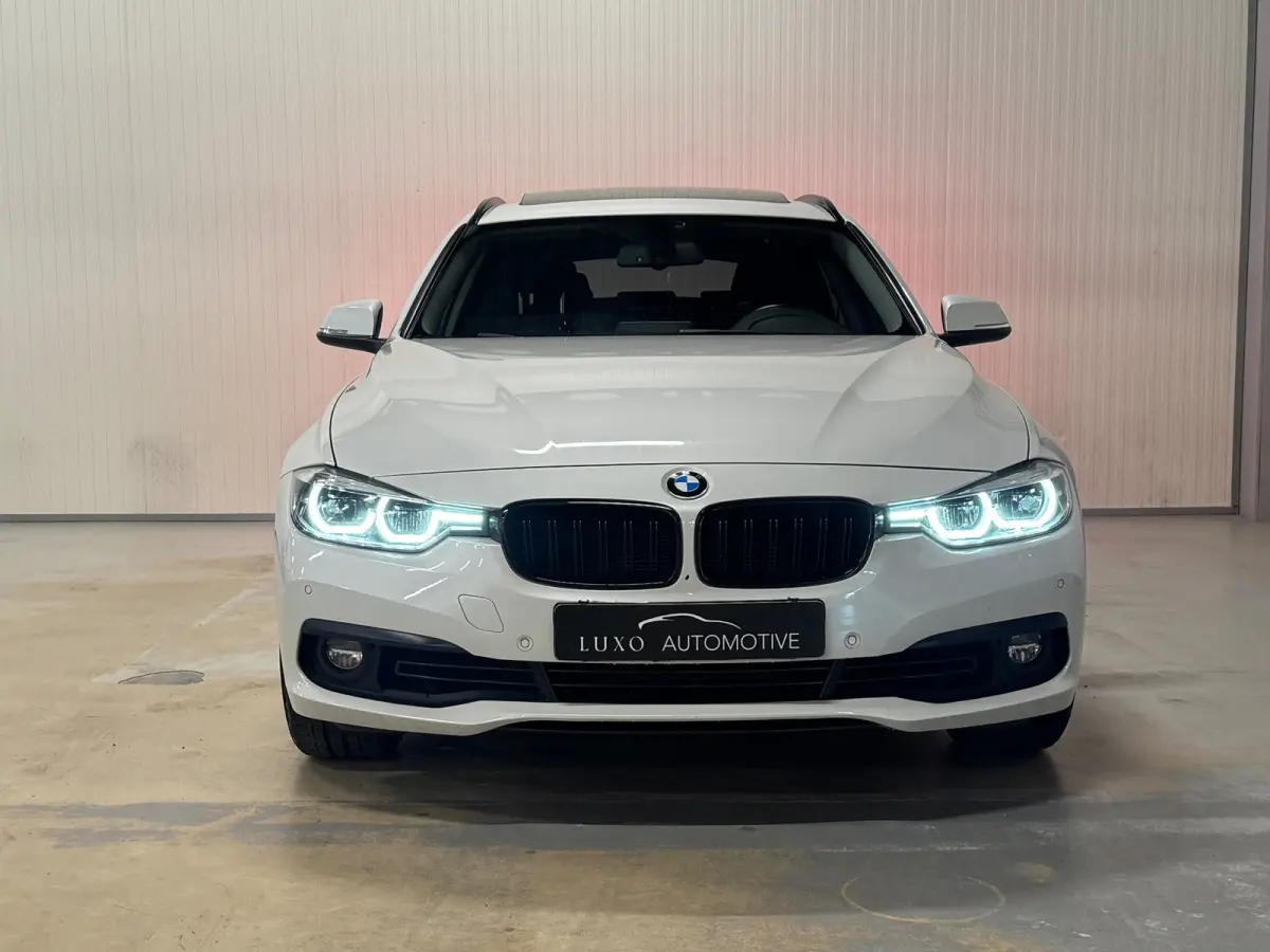 318i Luxury | SCHUIF/KANTEL | SHADOW LINE | XENON | STOELVERWAMING