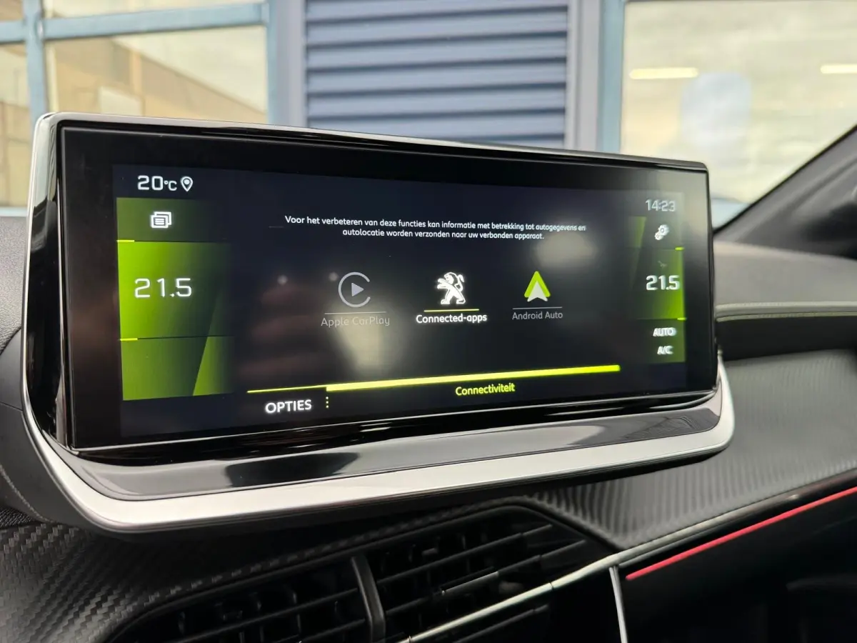 1.2 PureTech GT Pack | CAMERA | NAVI | APPLE CARPLAY/ANDROID AUTO | 17'' LM VELGEN | LED | KEYLESS |