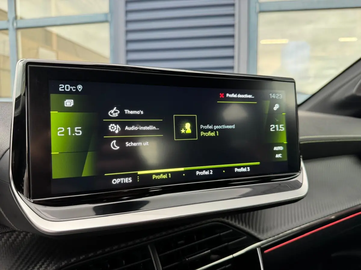 1.2 PureTech GT Pack | CAMERA | NAVI | APPLE CARPLAY/ANDROID AUTO | 17'' LM VELGEN | LED | KEYLESS |