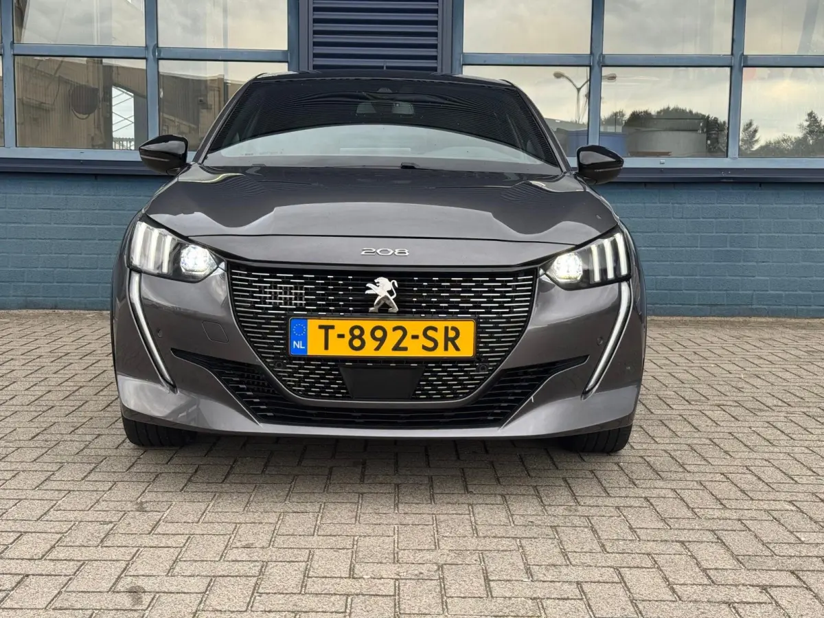 1.2 PureTech GT Pack | CAMERA | NAVI | APPLE CARPLAY/ANDROID AUTO | 17'' LM VELGEN | LED | KEYLESS |