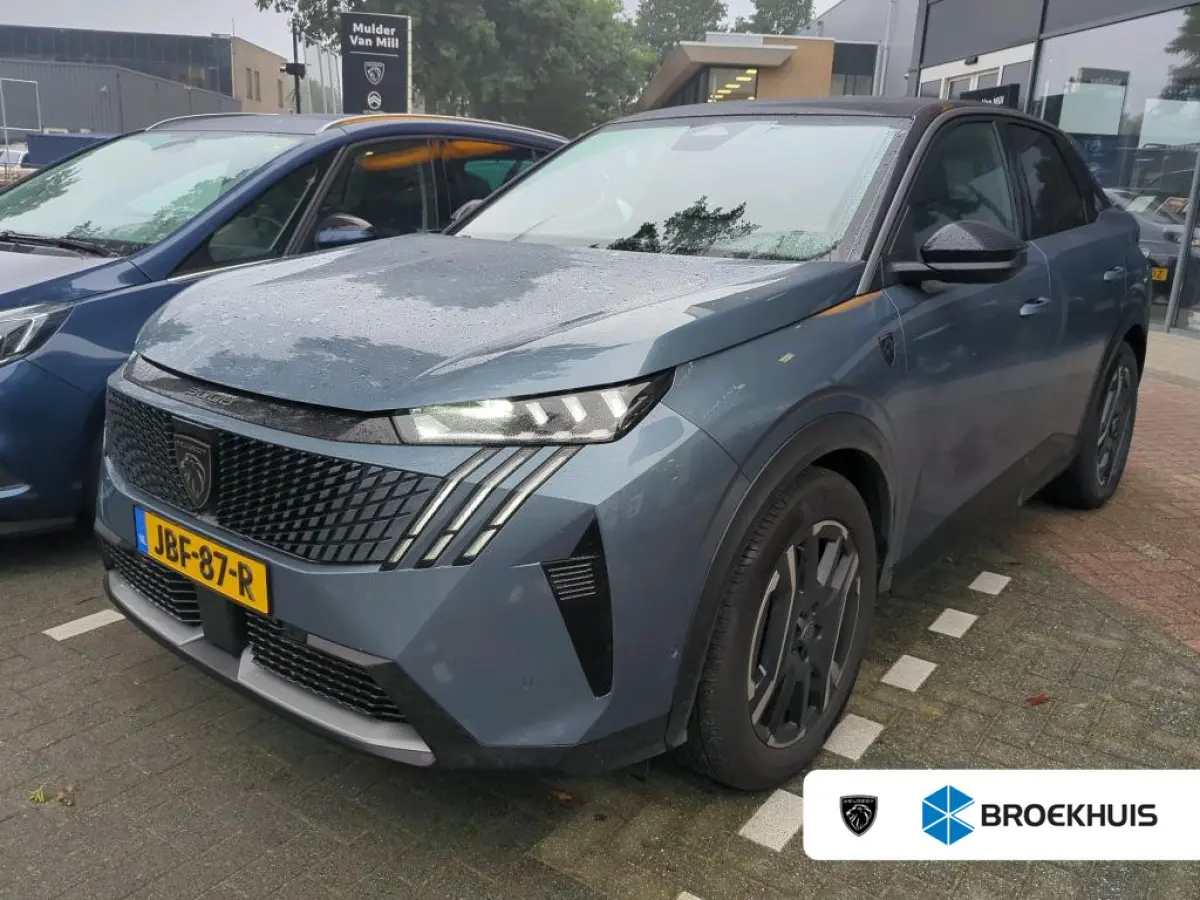 1.6 plug-in Hybrid 195pk GT | Panorama/schuifdak | Luxe stoelen | Massage | Focal | Stoelverwarming | NL auto | 9.500km |