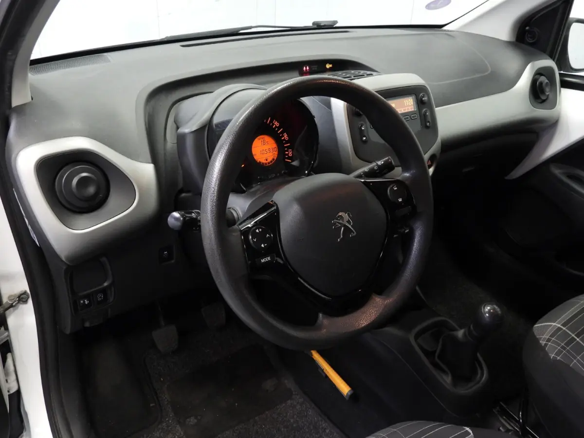 1.0 e-VTi Active Premium AIRCO/BLUETOOTH!