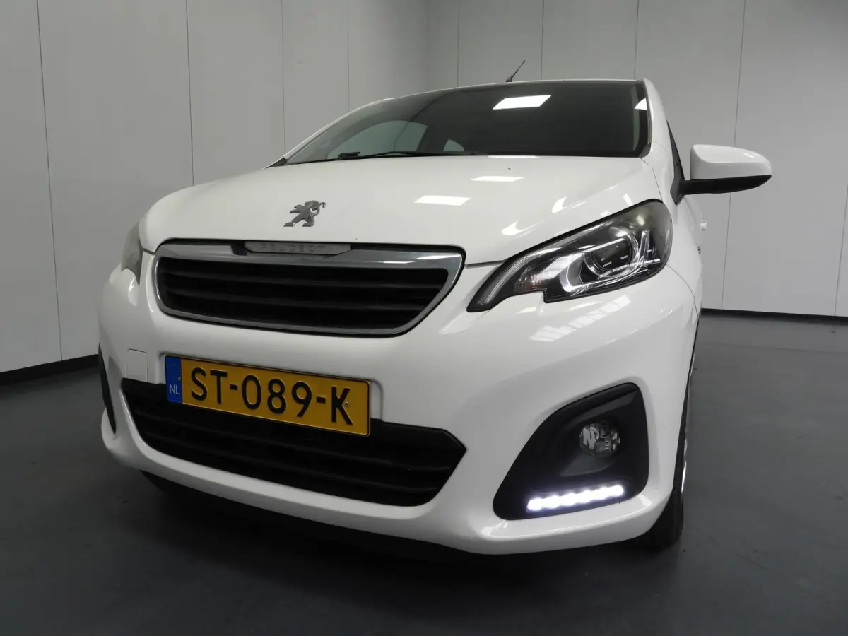 1.0 e-VTi Active Premium AIRCO/BLUETOOTH!
