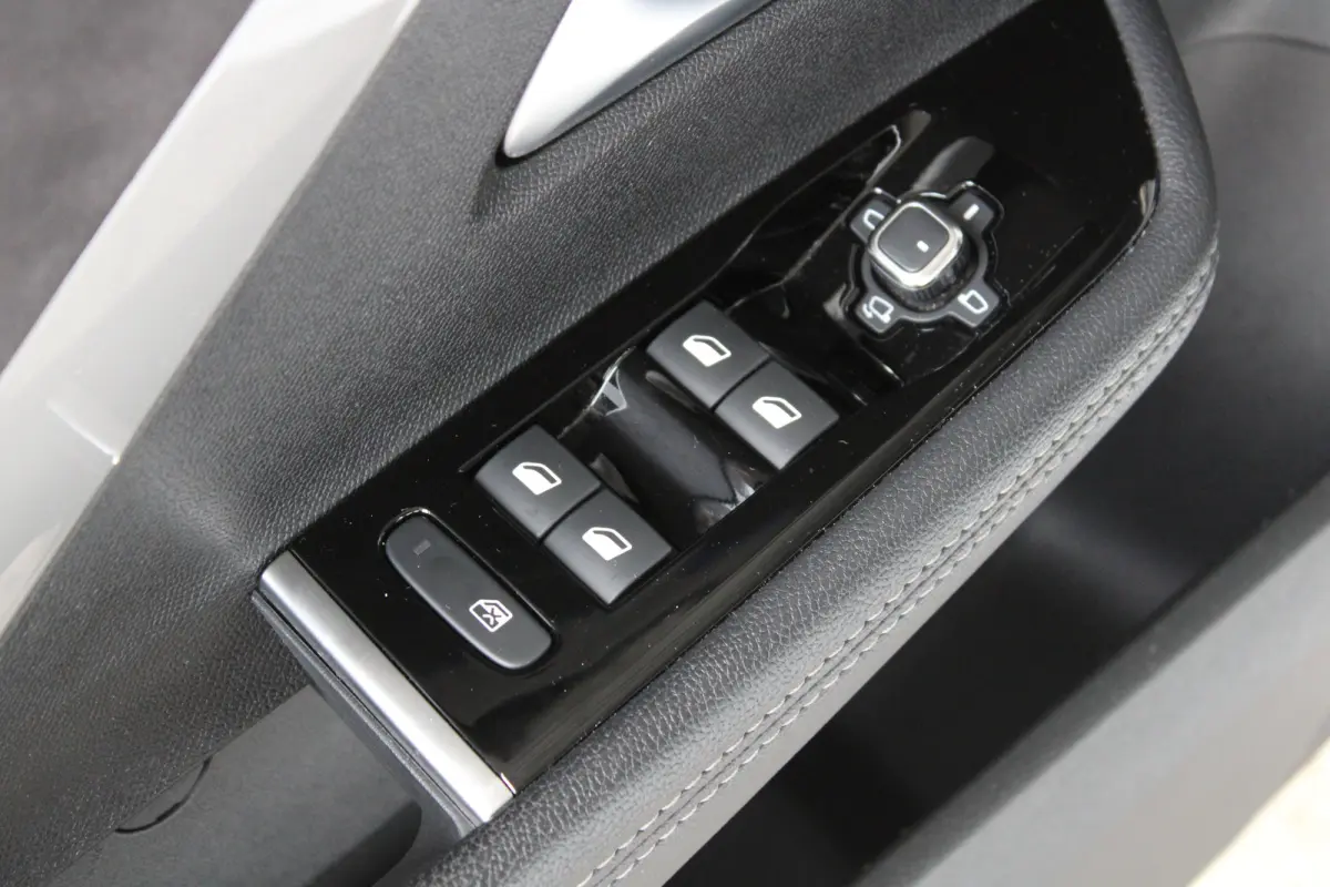 2023 1.6 Plug-in hybrid GSE | Afneembare trekhaak | Matrix LED | Memory-seat | Adaptieve cruise control | 360 |