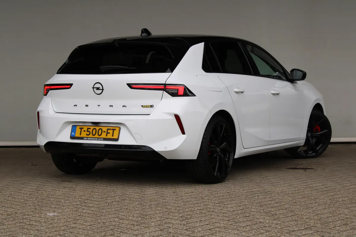 2023 1.6 Plug-in hybrid GSE | Afneembare trekhaak | Matrix LED | Memory-seat | Adaptieve cruise control | 360 |