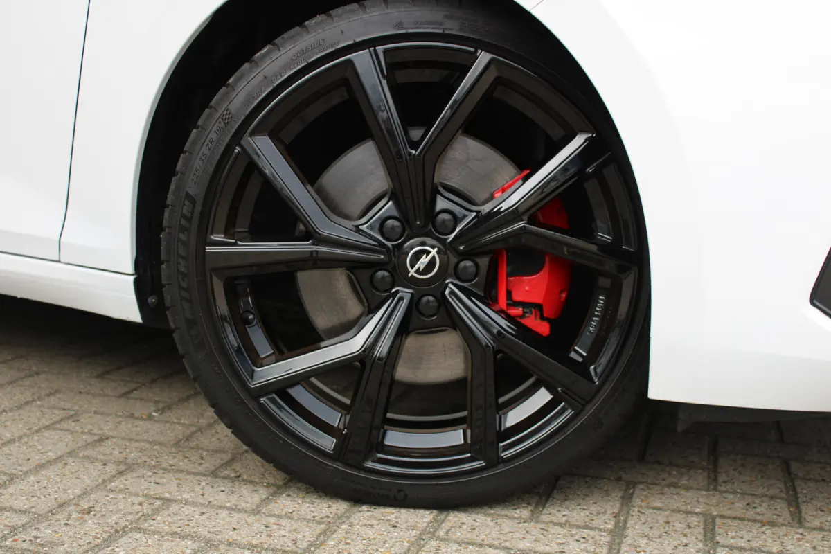 2023 1.6 Plug-in hybrid GSE | Afneembare trekhaak | Matrix LED | Memory-seat | Adaptieve cruise control | 360 |
