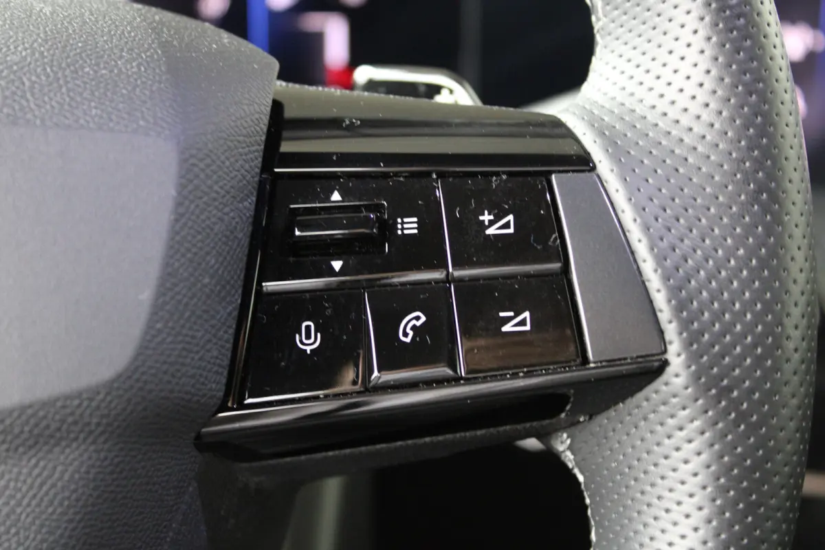 2023 1.6 Plug-in hybrid GSE | Afneembare trekhaak | Matrix LED | Memory-seat | Adaptieve cruise control | 360 |