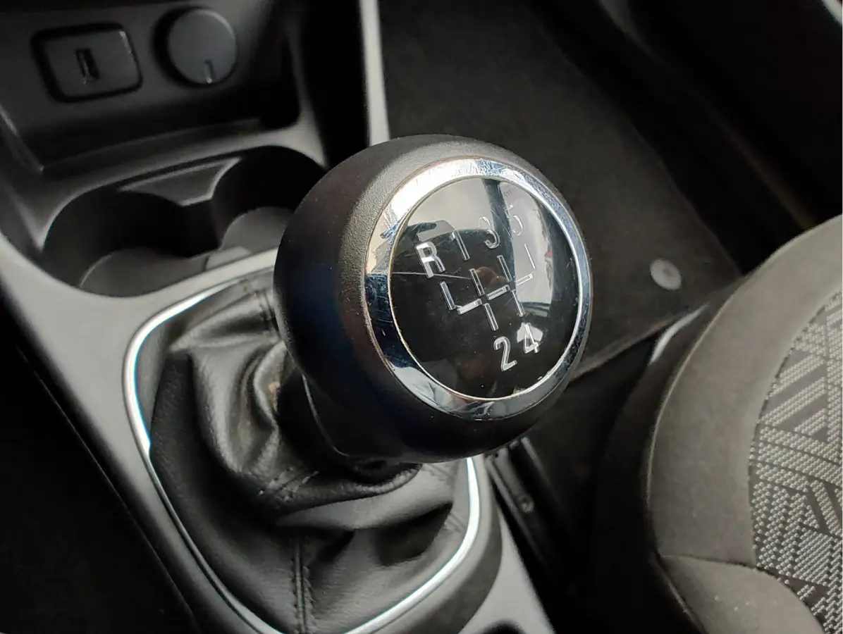 1.4 ONLINE EDITION Carplay/Android | Cruise | City Steering | Airco