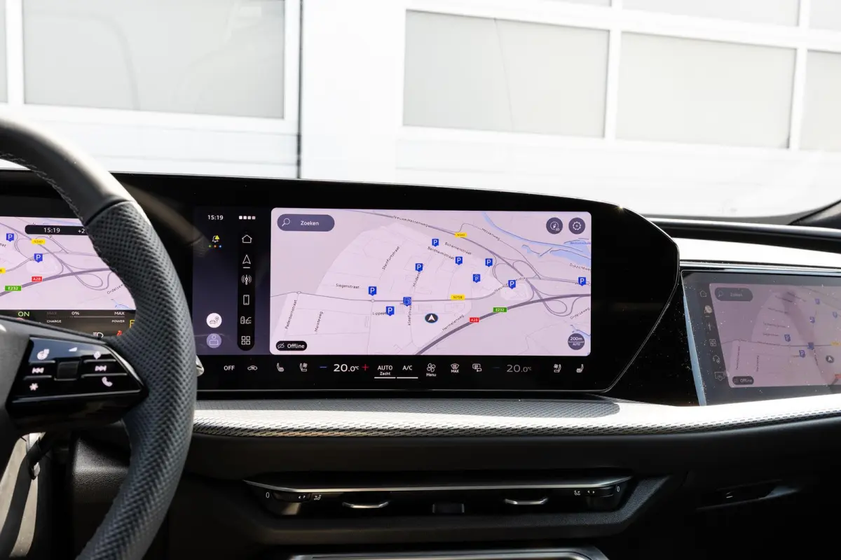 2.0 e-hybrid 367pk quattro S edition Competition | Panoramadak | Trekhaak | 21" Velgen | B&O Audio