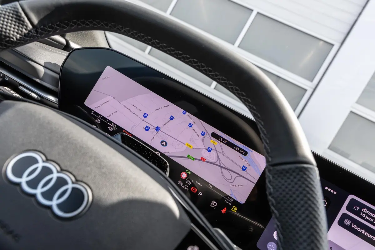 2.0 e-hybrid 367pk quattro S edition Competition | Panoramadak | Trekhaak | 21" Velgen | B&O Audio