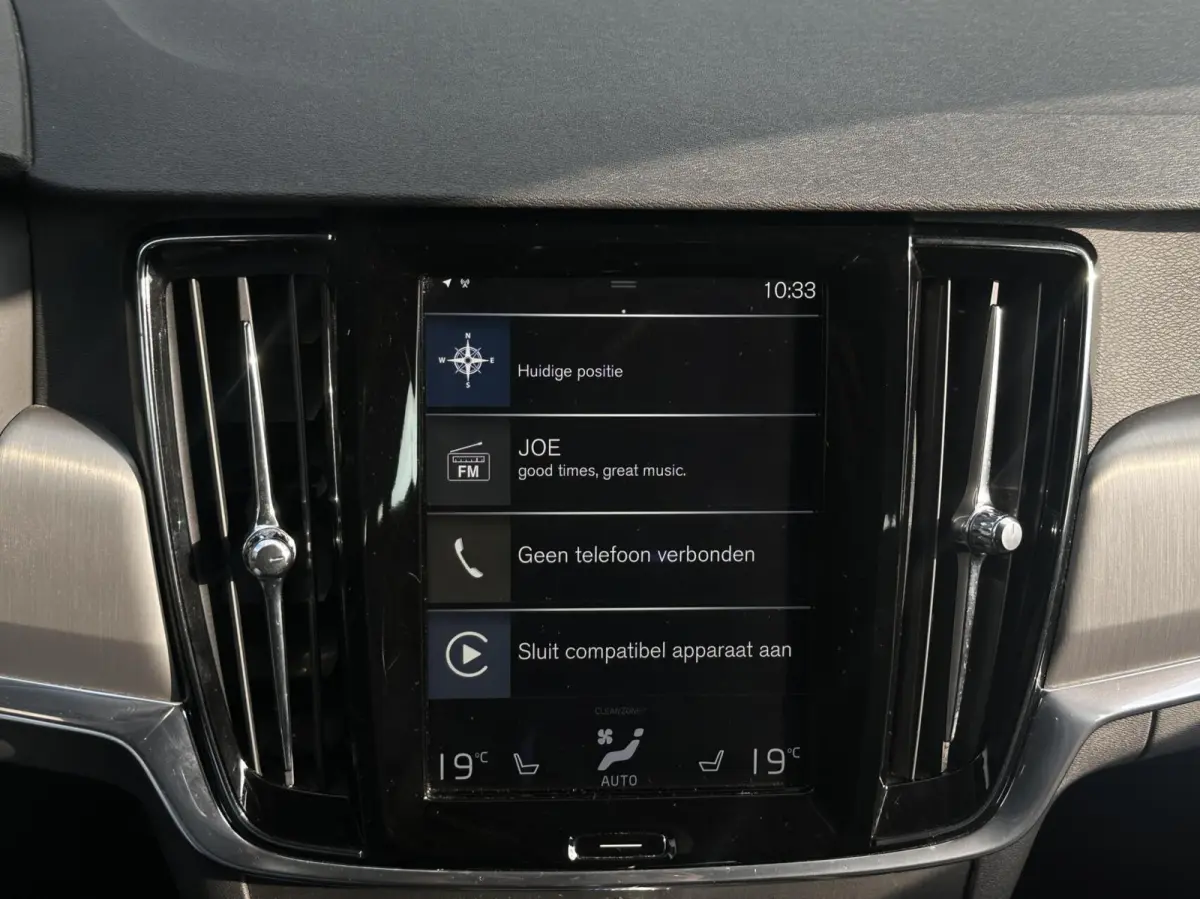 2.0 T5 MOMENTUM NL AUTO, NAP,NAVI, LEDER, ECC-AIRCO, CRUISE-CONTROL, ELEKTRISCHE SPORTSTOELEN, ELEKTRISCHE ACHTERKLEP, 18INCH