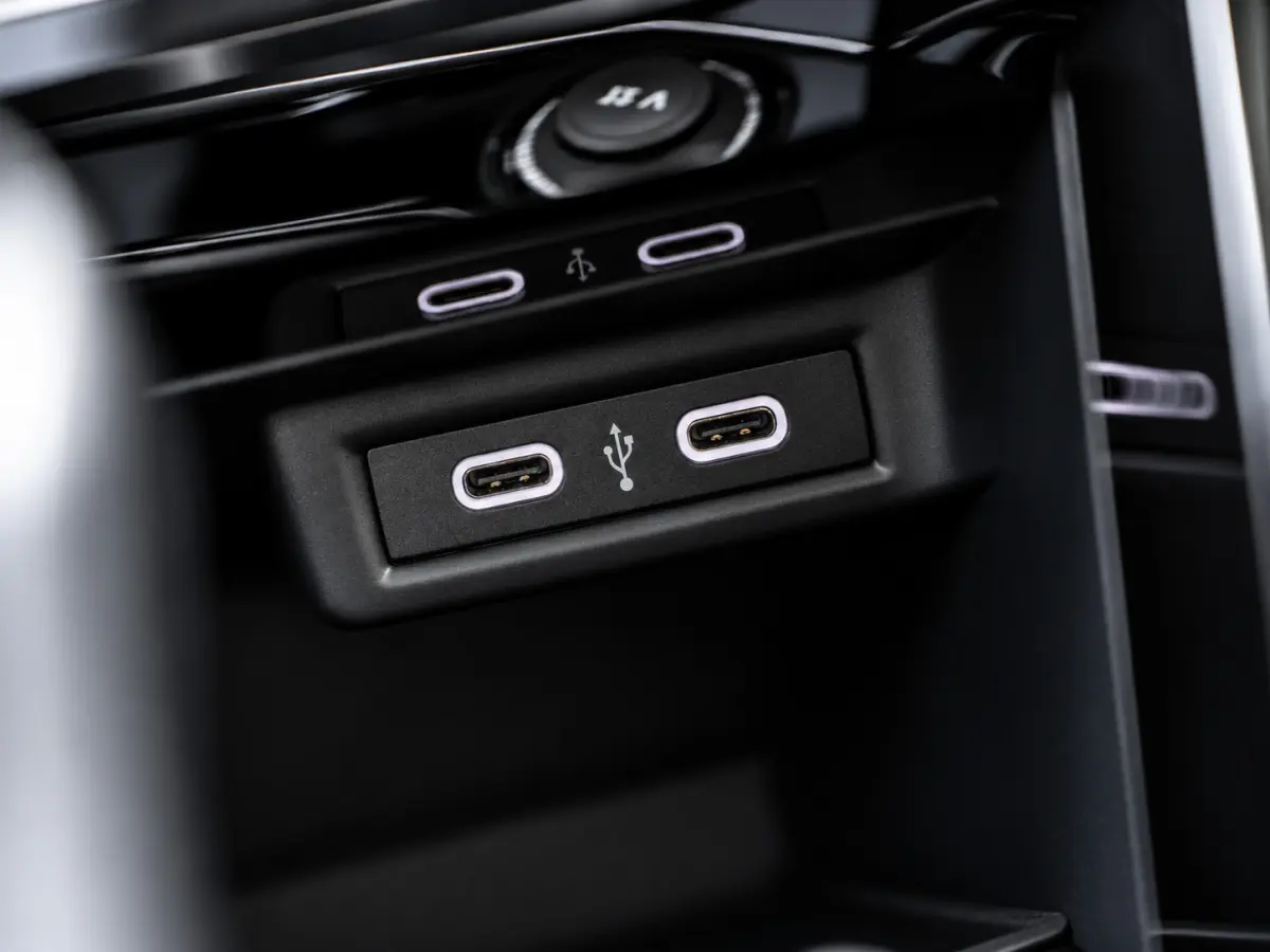 1.5 TSI R-Line|PANO|ACC|18''|MASSAGE|APP|IQ