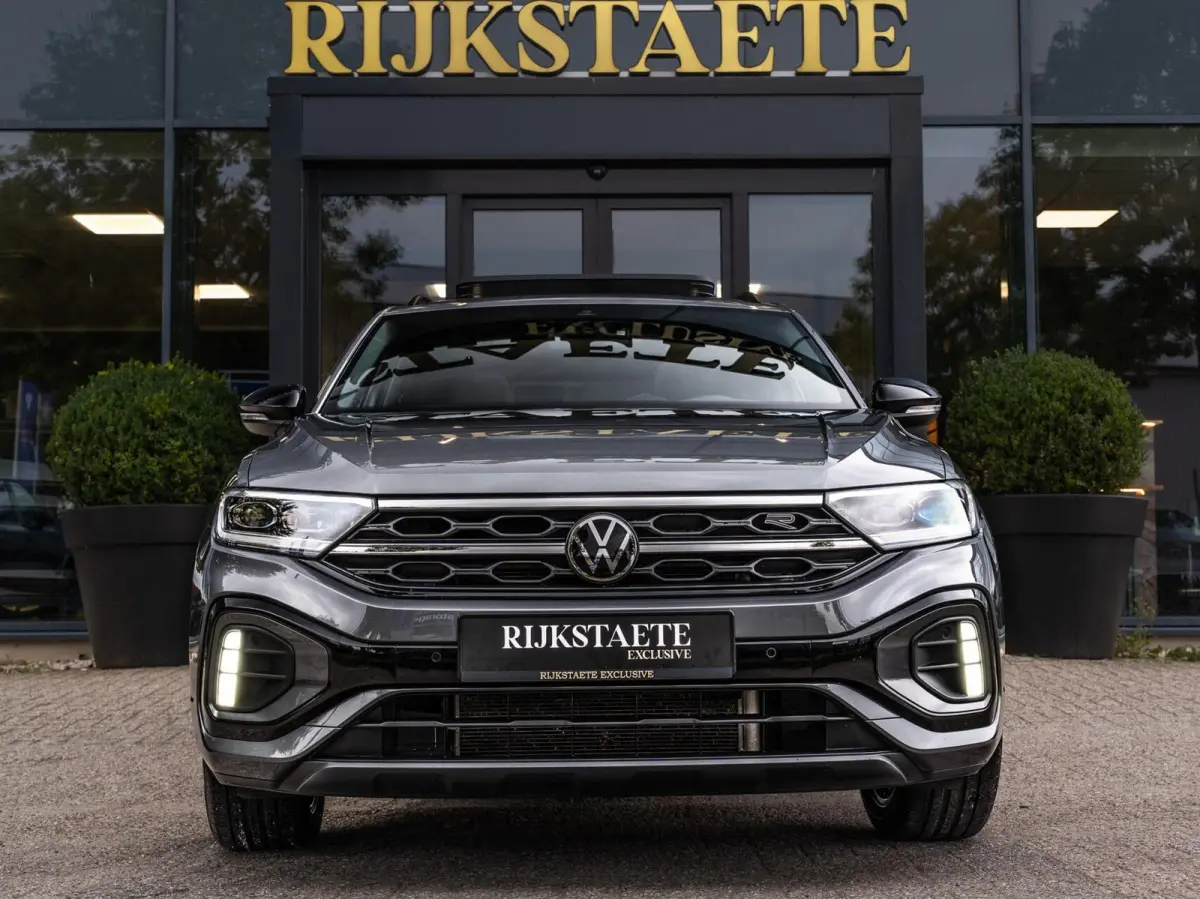 1.5 TSI R-Line|PANO|ACC|18''|MASSAGE|APP|IQ
