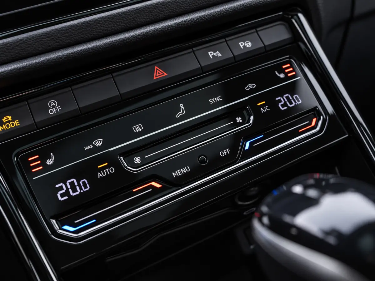 1.5 TSI R-Line|PANO|ACC|18''|MASSAGE|APP|IQ