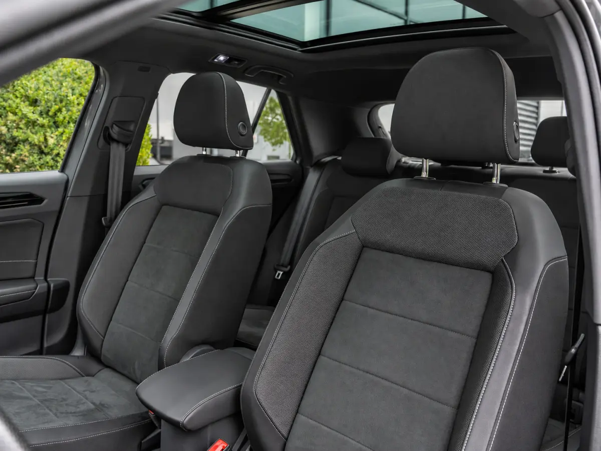 1.5 TSI R-Line|PANO|ACC|18''|MASSAGE|APP|IQ