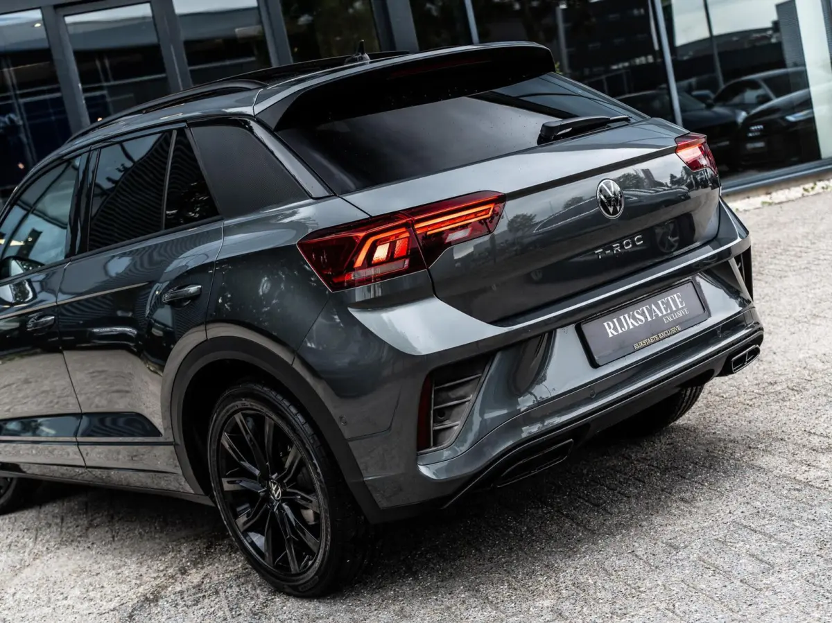 1.5 TSI R-Line|PANO|ACC|18''|MASSAGE|APP|IQ