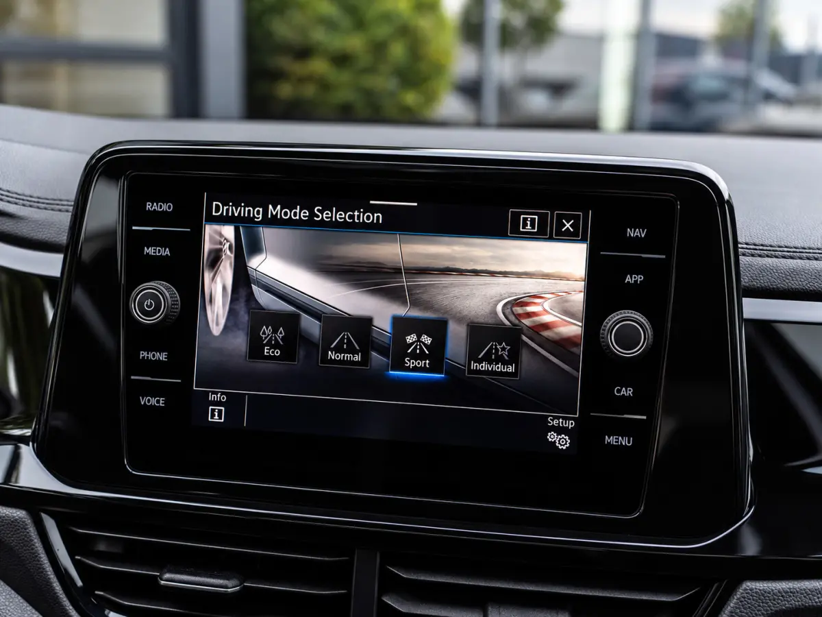 1.5 TSI R-Line|PANO|ACC|18''|MASSAGE|APP|IQ