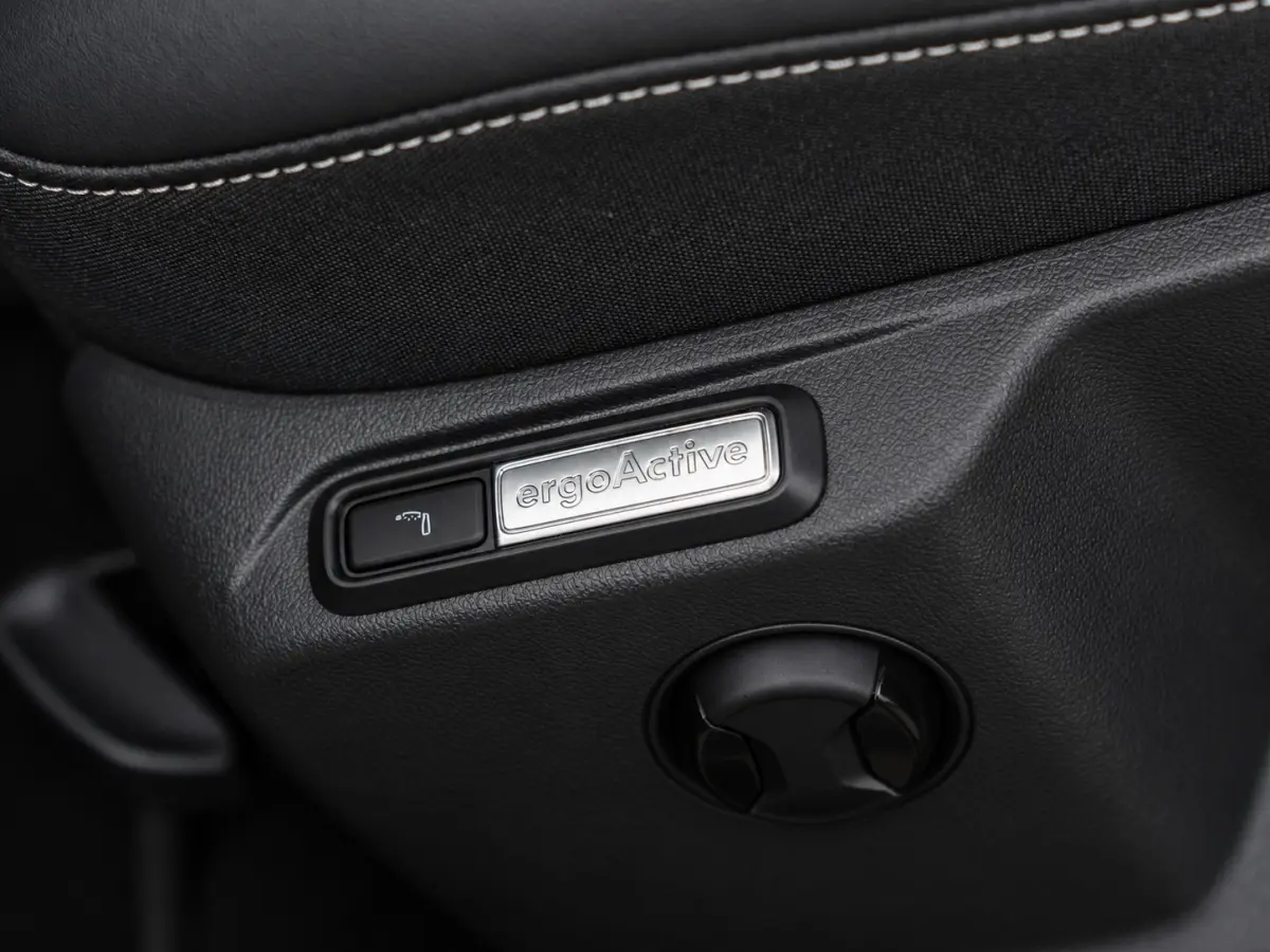 1.5 TSI R-Line|PANO|ACC|18''|MASSAGE|APP|IQ