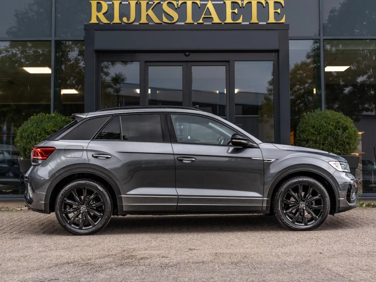 1.5 TSI R-Line|PANO|ACC|18''|MASSAGE|APP|IQ