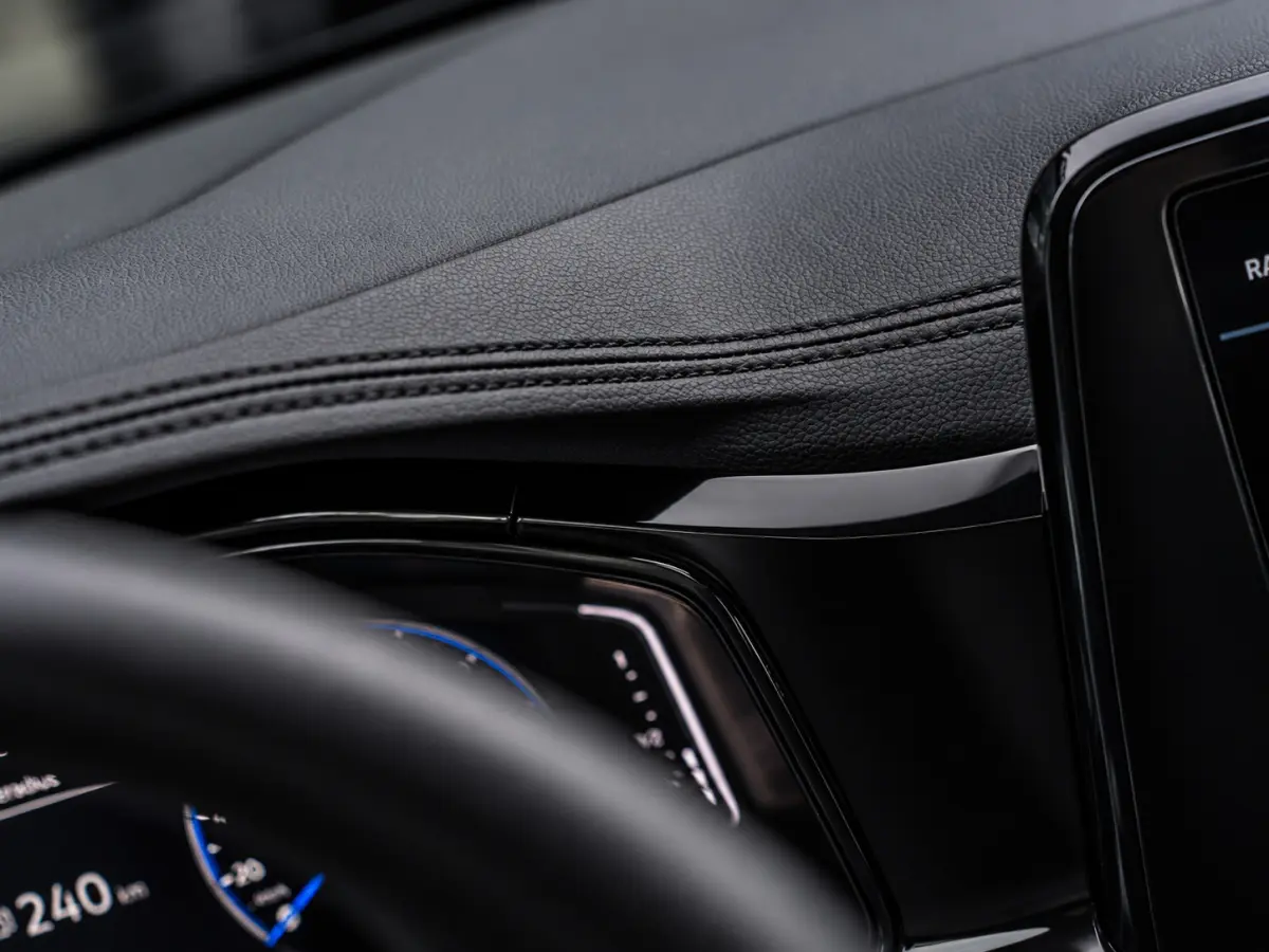 1.5 TSI R-Line|PANO|ACC|18''|MASSAGE|APP|IQ