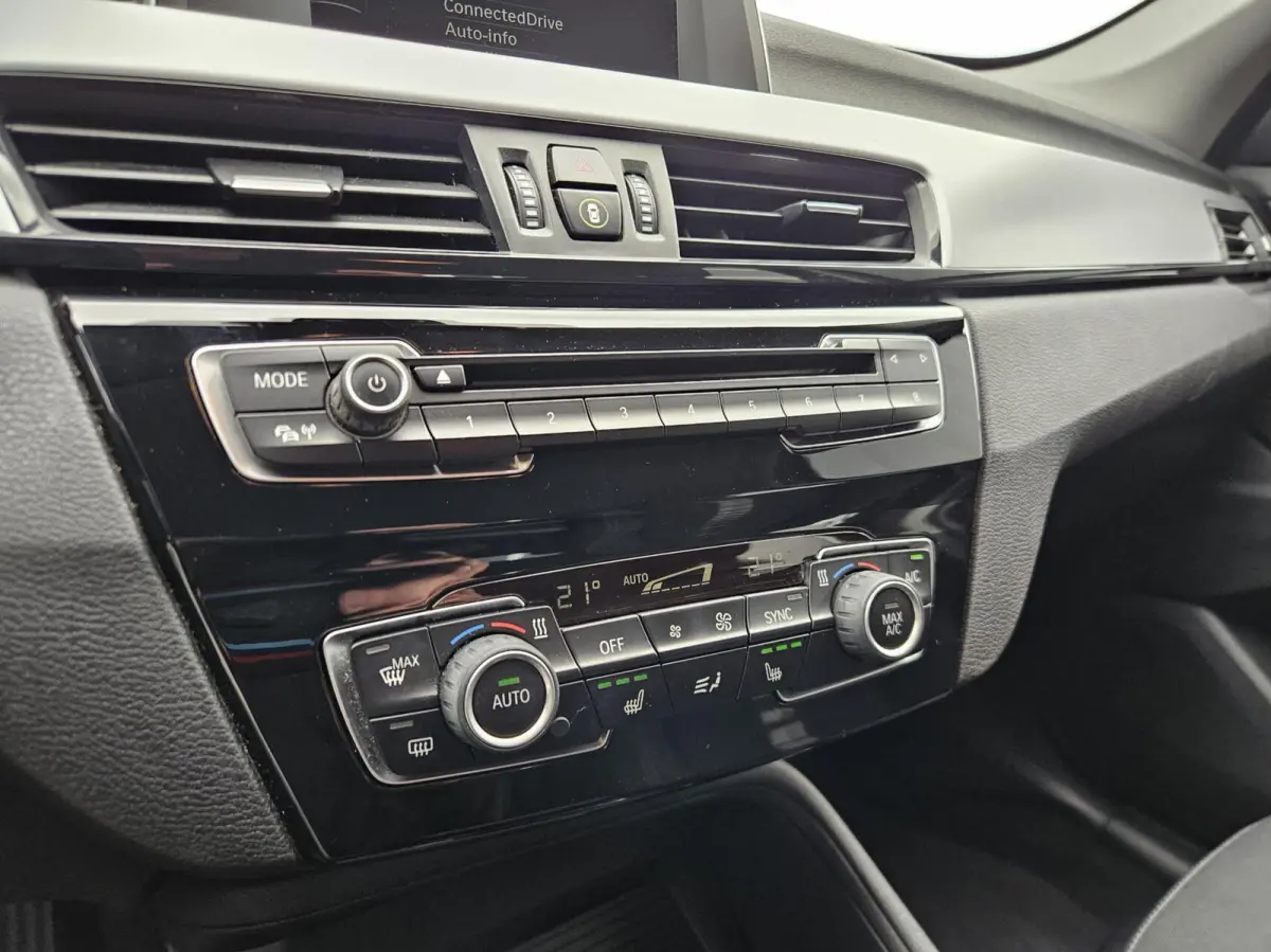 sDrive18i High Executive Automaat | 1e eig | Trekhaak
