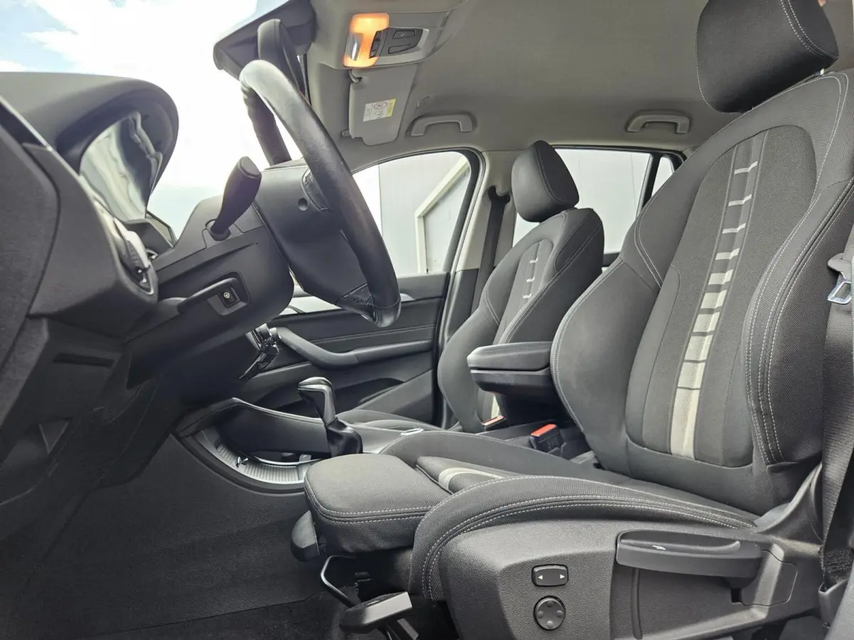 sDrive18i High Executive Automaat | 1e eig | Trekhaak