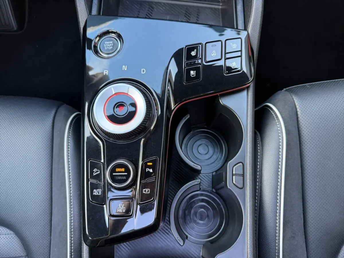 Kia Sportage 1.6 T Plugin GT-PlusLine | leer | panoramadak