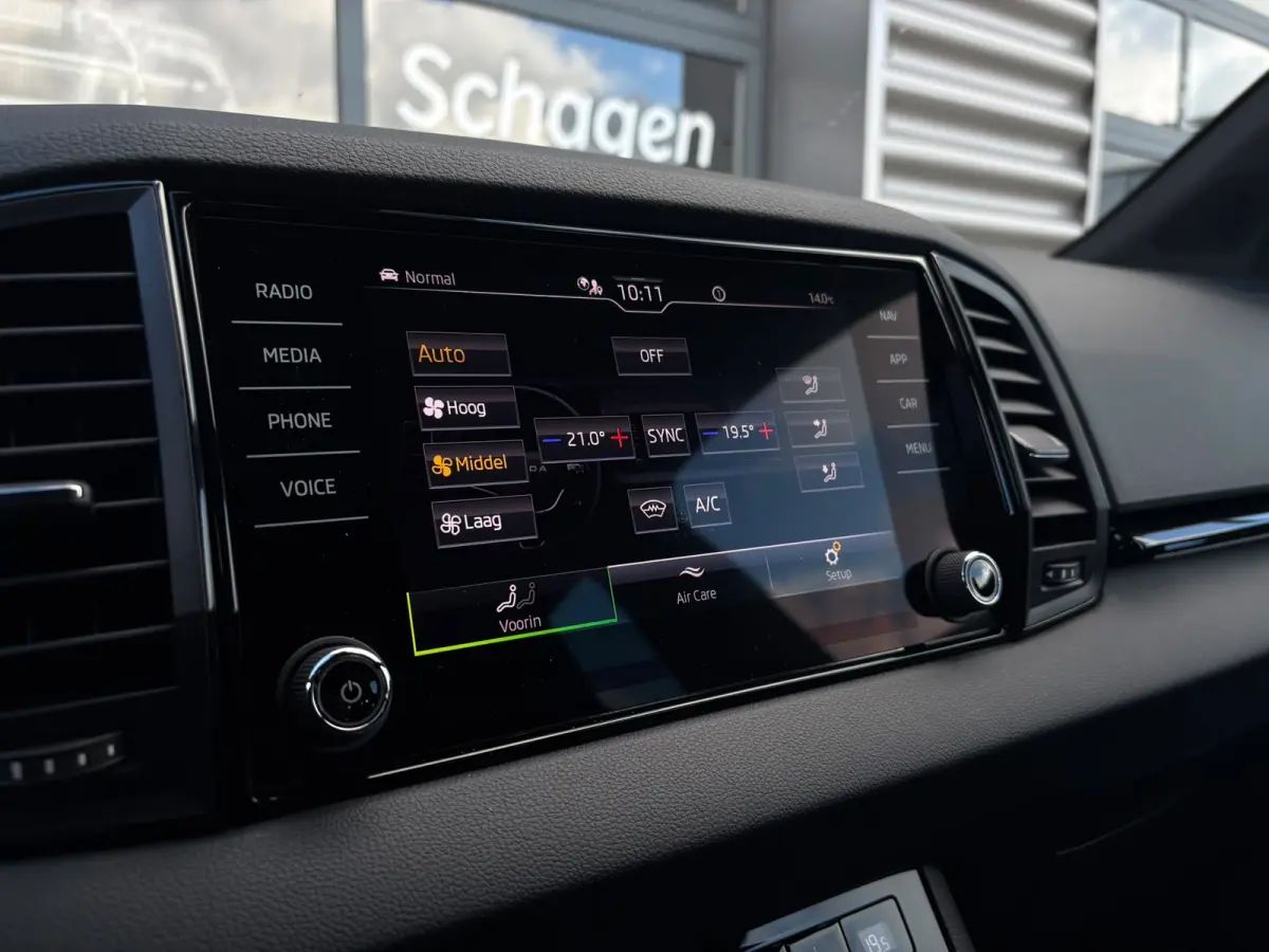 1.5 TSI 150 pk ACT Sportline Business | Achteruitrijcamera | Stoel\stuur verwarming | Apple Carplay |