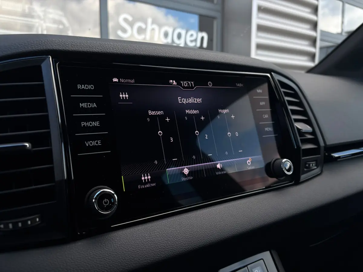 1.5 TSI 150 pk ACT Sportline Business | Achteruitrijcamera | Stoel\stuur verwarming | Apple Carplay |